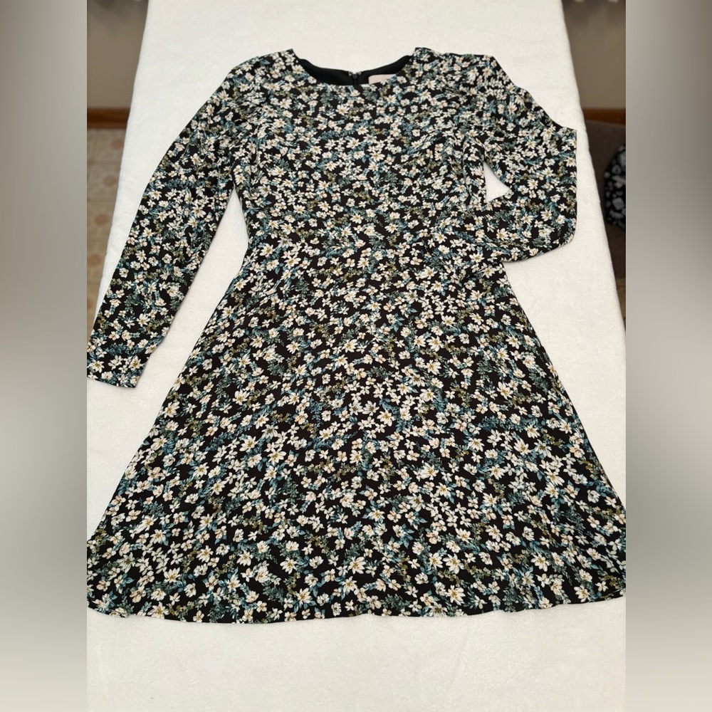 LOFT Women’s Green Floral Dress Size 2.